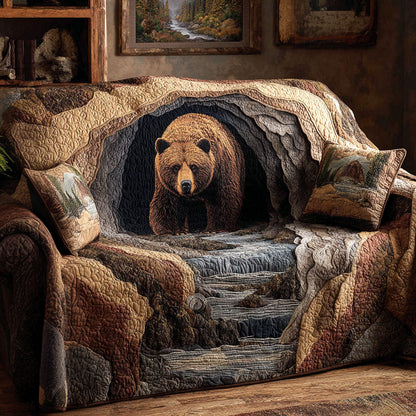 Bear from the Canyon Quilted Sofa Cover