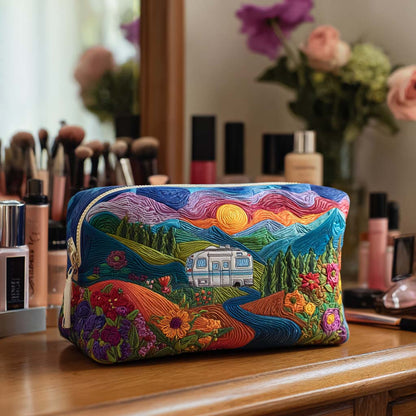Retro Travel Quilted Toiletry Bag – Kelsey